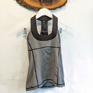 LULULEMON top size 4 in EUC